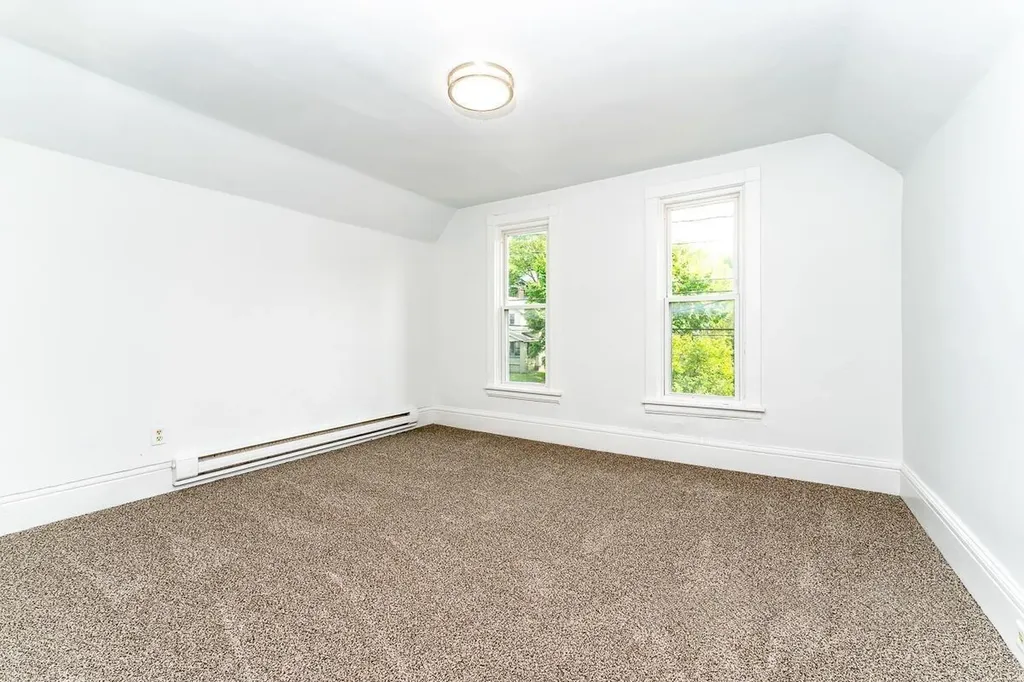 543 Leonard Street NE Grand Rapids City MI 49503