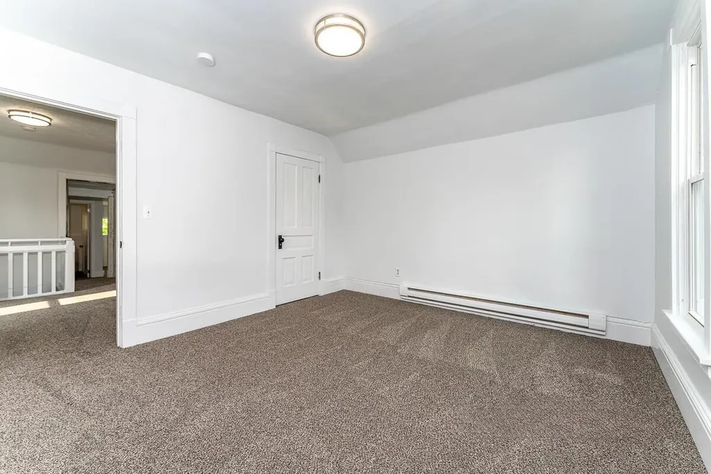 543 Leonard Street NE Grand Rapids City MI 49503