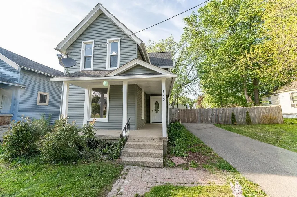 543 Leonard Street NE Grand Rapids City MI 49503