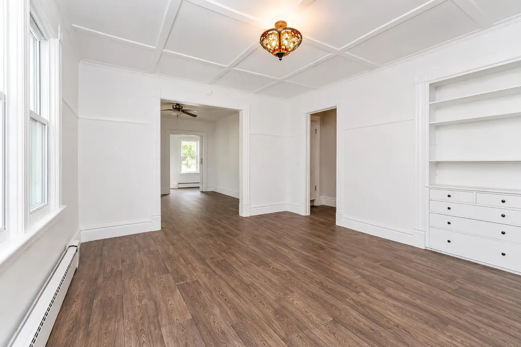 543 Leonard Street NE Grand Rapids City MI 49503