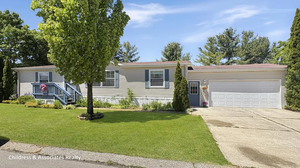 13675 Iris Lane Cedar Springs City MI 49319