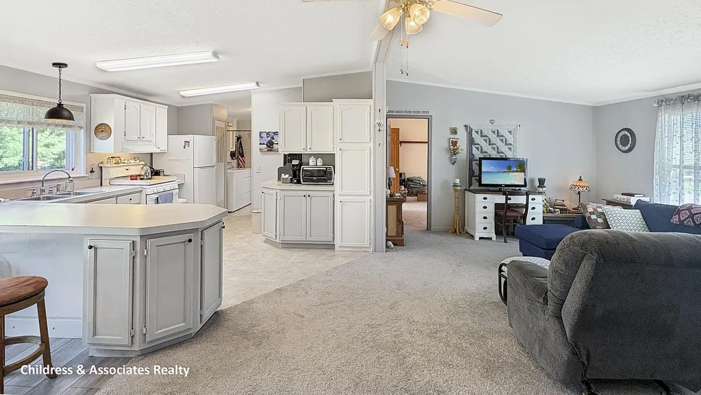 13675 Iris Lane Cedar Springs City MI 49319