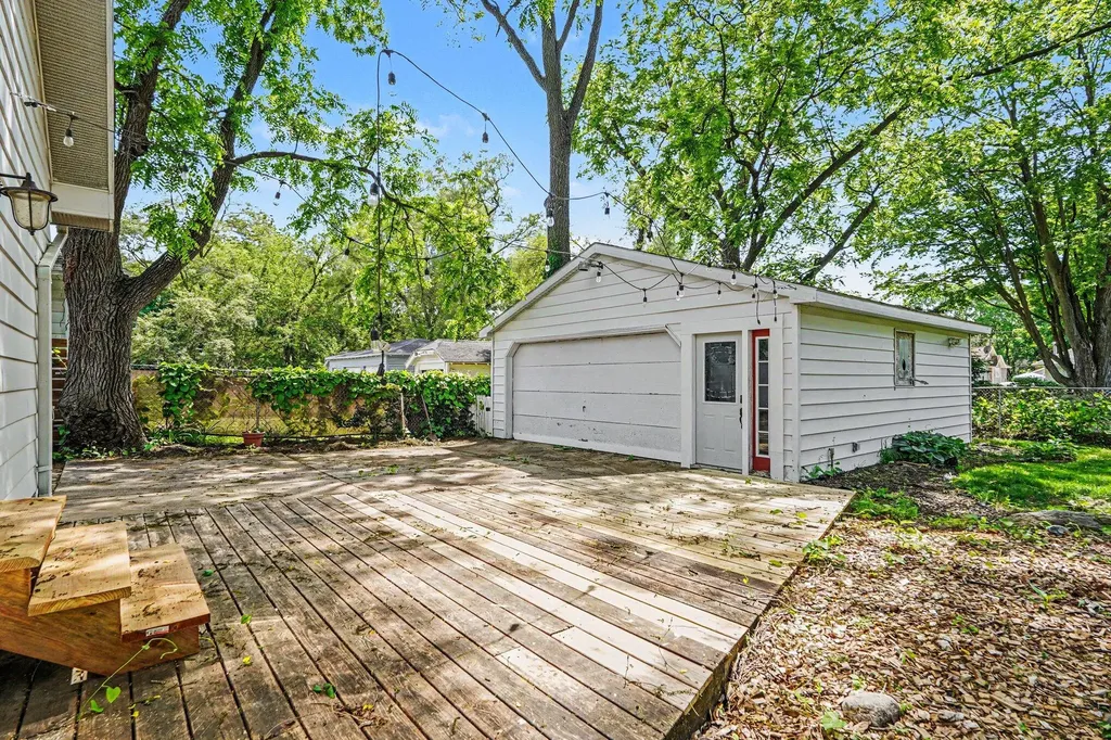 1815 Nelson Avenue SE Grand Rapids City MI 49507