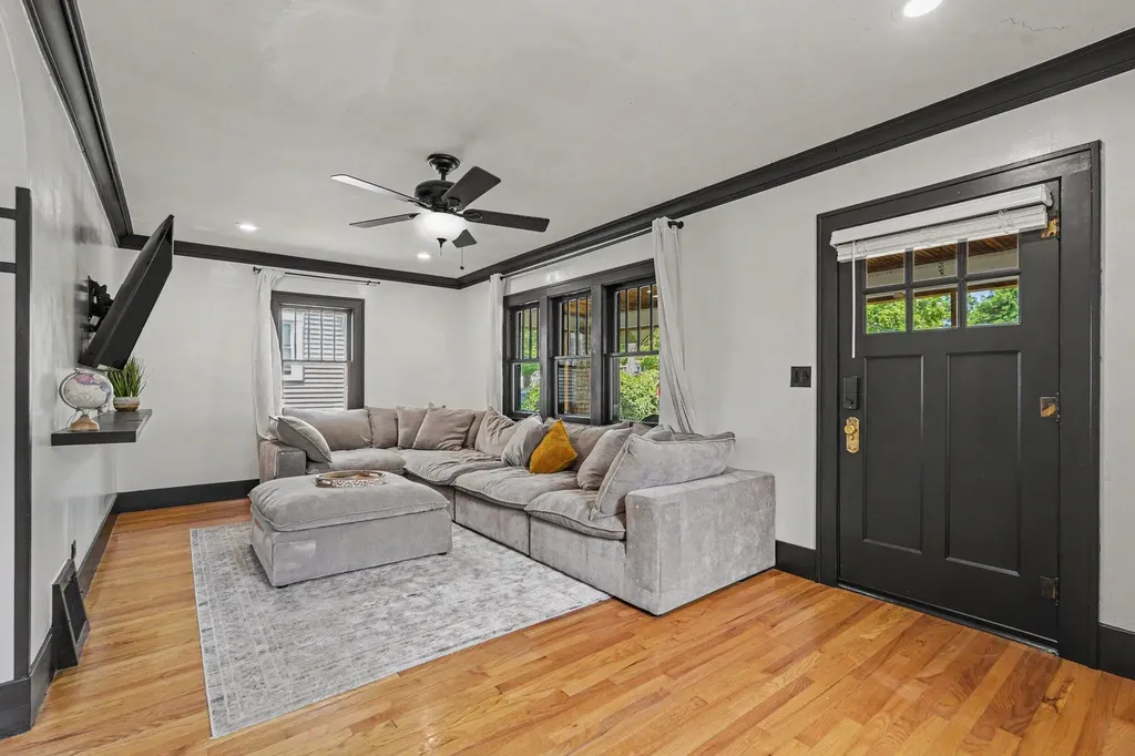 1815 Nelson Avenue SE Grand Rapids City MI 49507
