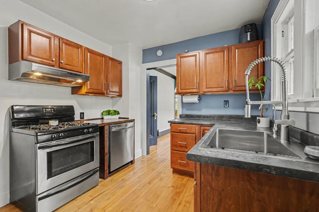 1815 Nelson Avenue SE Grand Rapids City MI 49507
