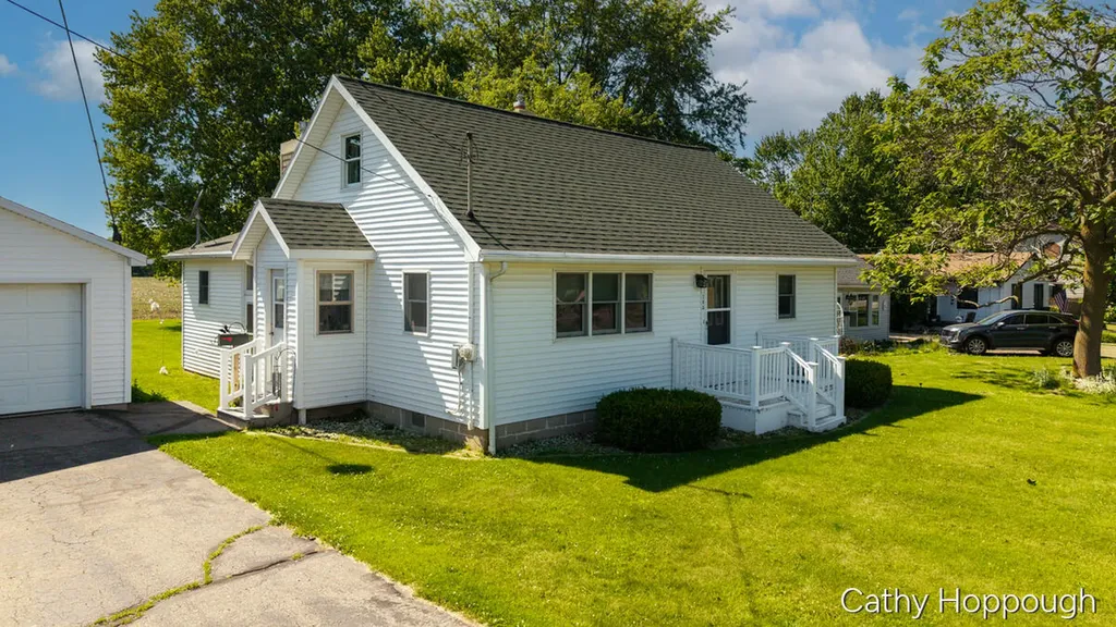 785 Washington Boulevard Lake Odessa Village MI 48849