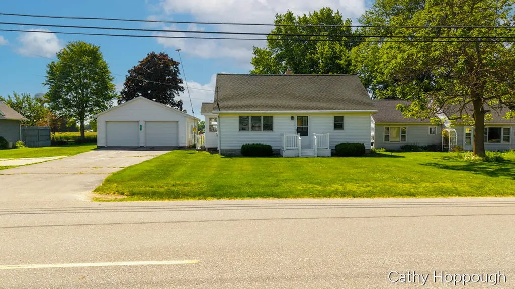 785 Washington Boulevard Lake Odessa Village MI 48849