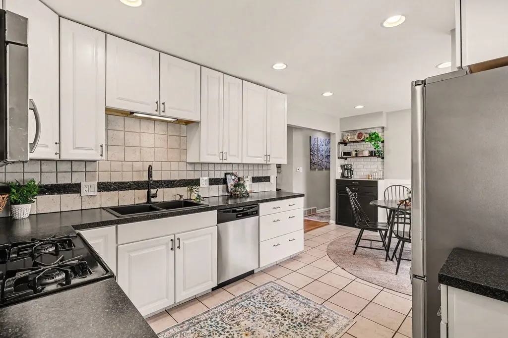 7407 Glendora Avenue Georgetown Charter Township MI 49428