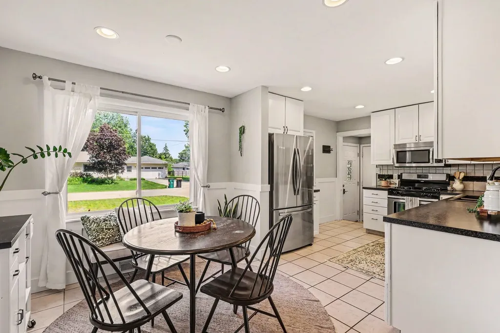 7407 Glendora Avenue Georgetown Charter Township MI 49428