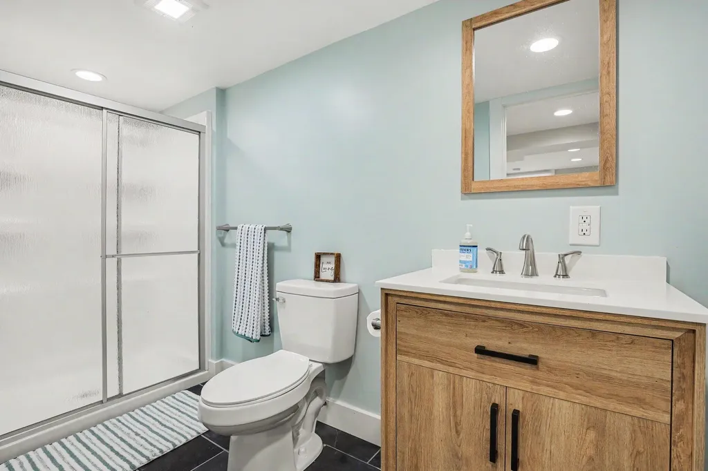 2329 Schimperle Drive NE Grand Rapids Charter Township MI 49525