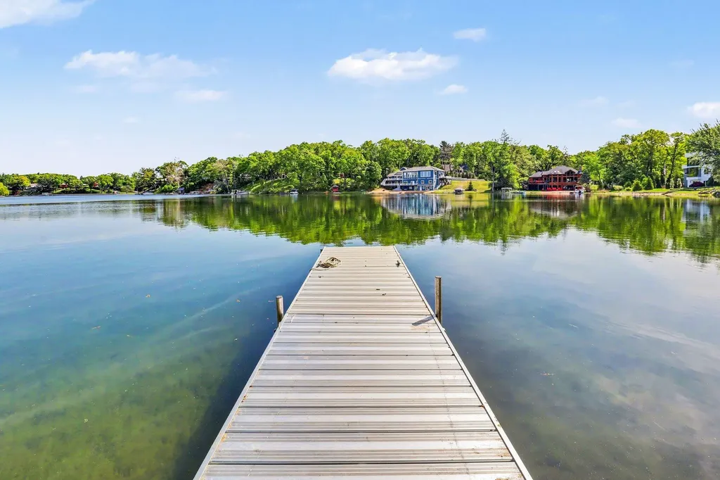 2329 Schimperle Drive NE Grand Rapids Charter Township MI 49525