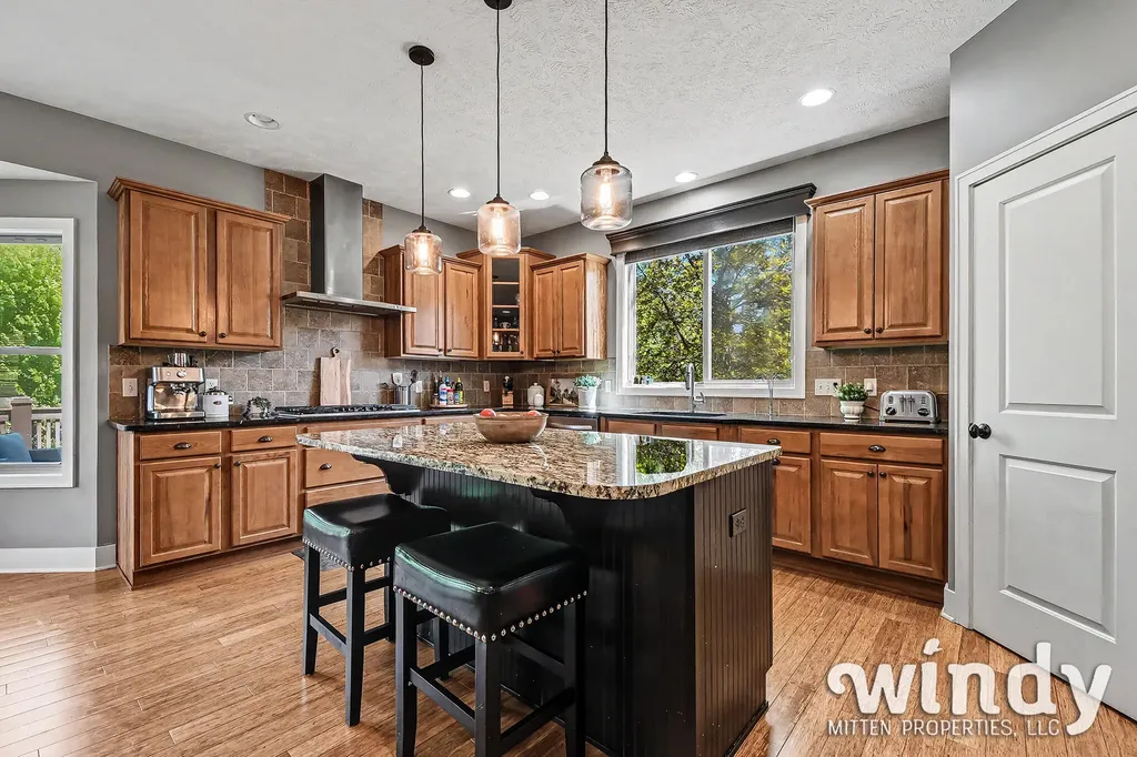 1330 Glen Ellyn Drive SE Cascade Charter Township MI 49546