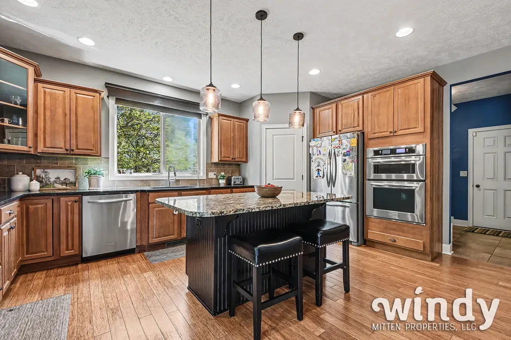 1330 Glen Ellyn Drive SE Cascade Charter Township MI 49546