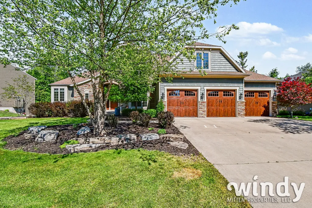 1330 Glen Ellyn Drive SE Cascade Charter Township MI 49546