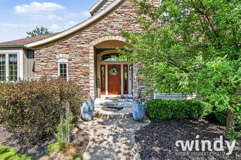1330 Glen Ellyn Drive SE Cascade Charter Township MI 49546