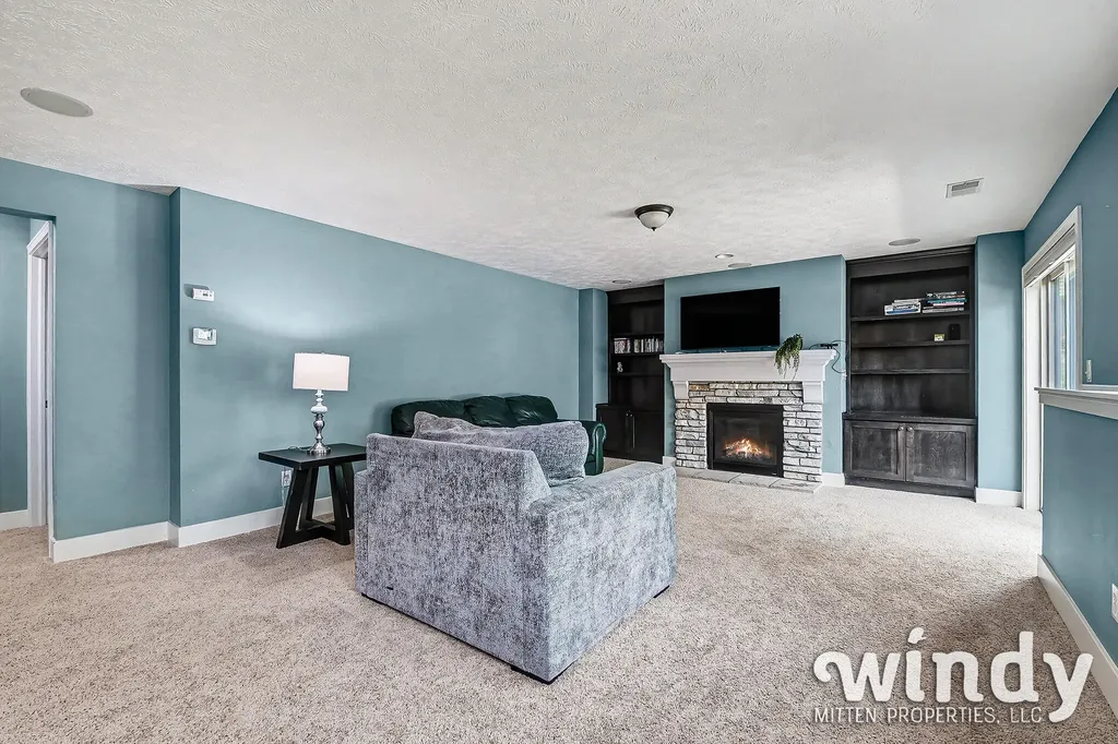 1330 Glen Ellyn Drive SE Cascade Charter Township MI 49546