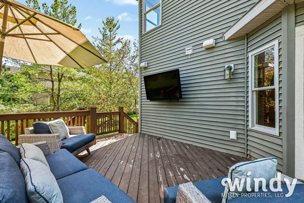 1330 Glen Ellyn Drive SE Cascade Charter Township MI 49546