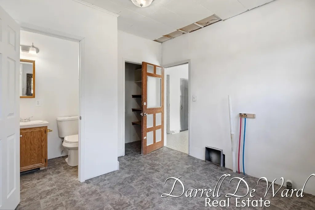 120 Cherry Street Freeport Village MI 49325
