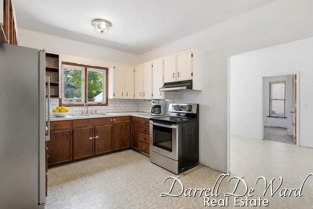 120 Cherry Street Freeport Village MI 49325