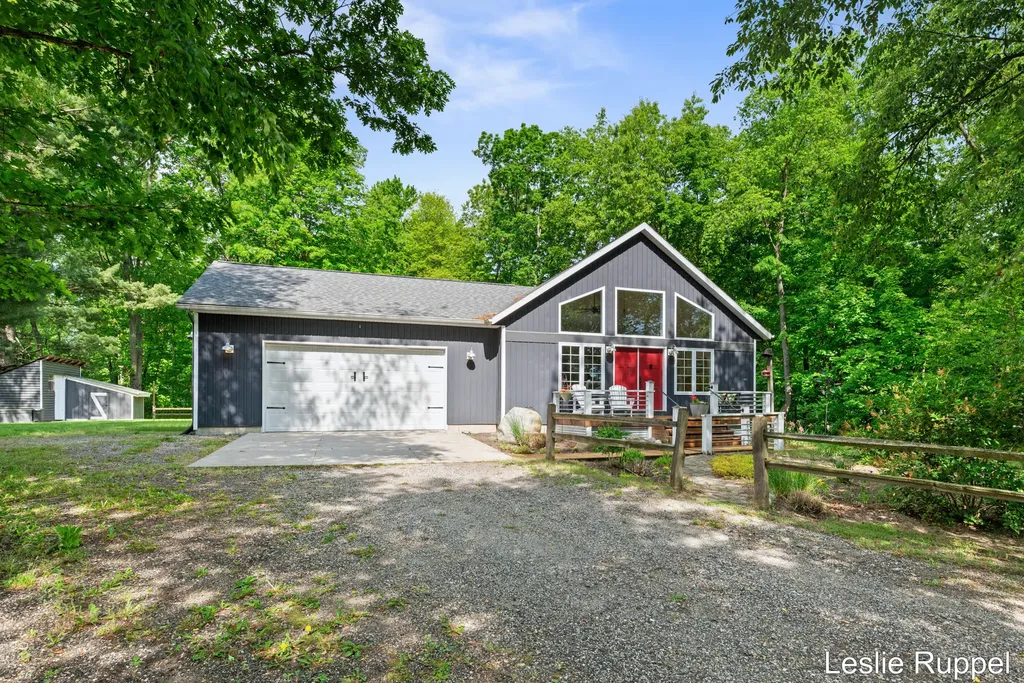 13015 Ritchie Avenue NE Courtland Township MI 49319