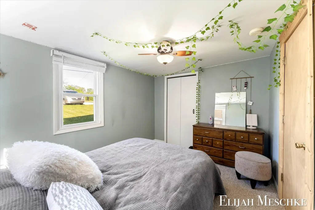 10207 Poplar Drive NE Oakfield Township MI 49341