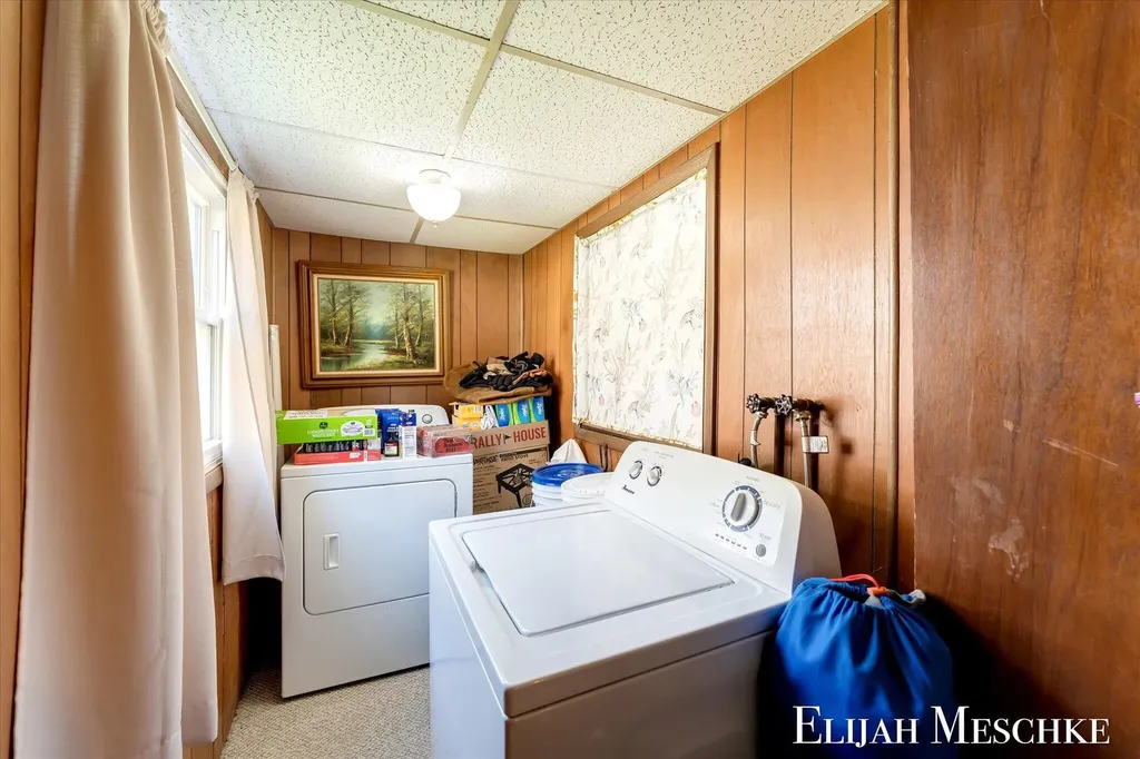10207 Poplar Drive NE Oakfield Township MI 49341