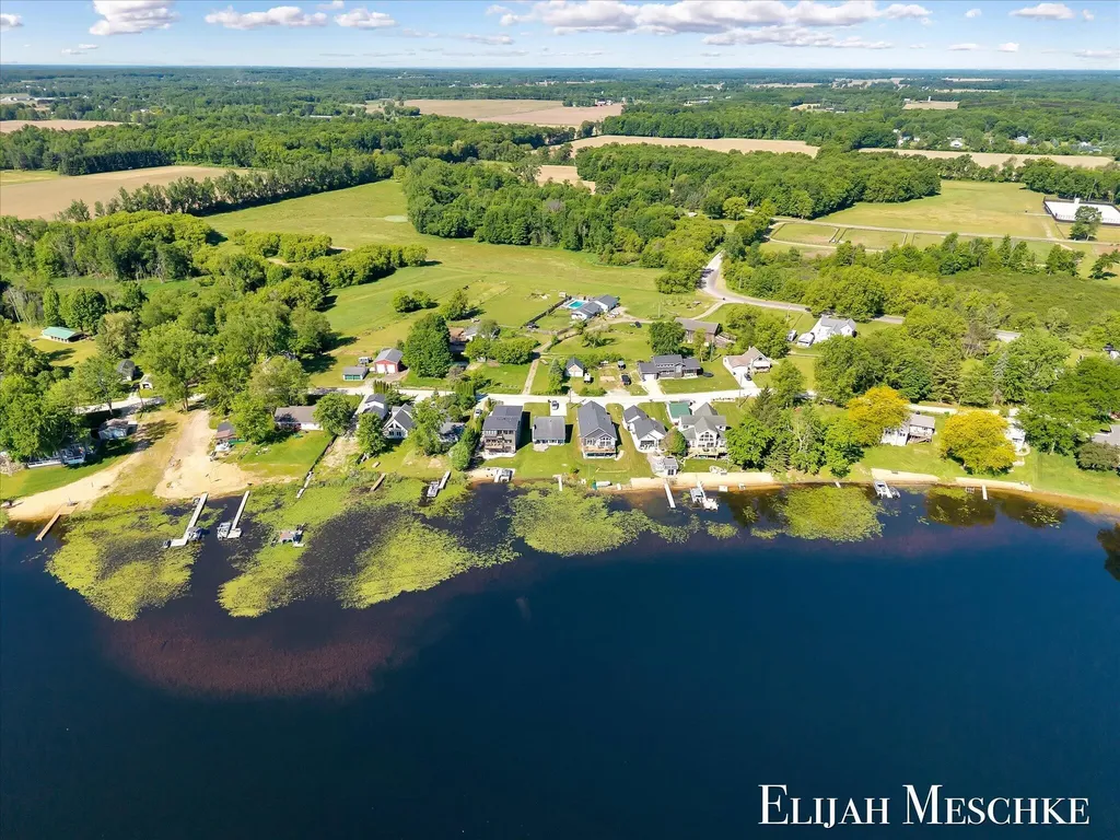 10207 Poplar Drive NE Oakfield Township MI 49341