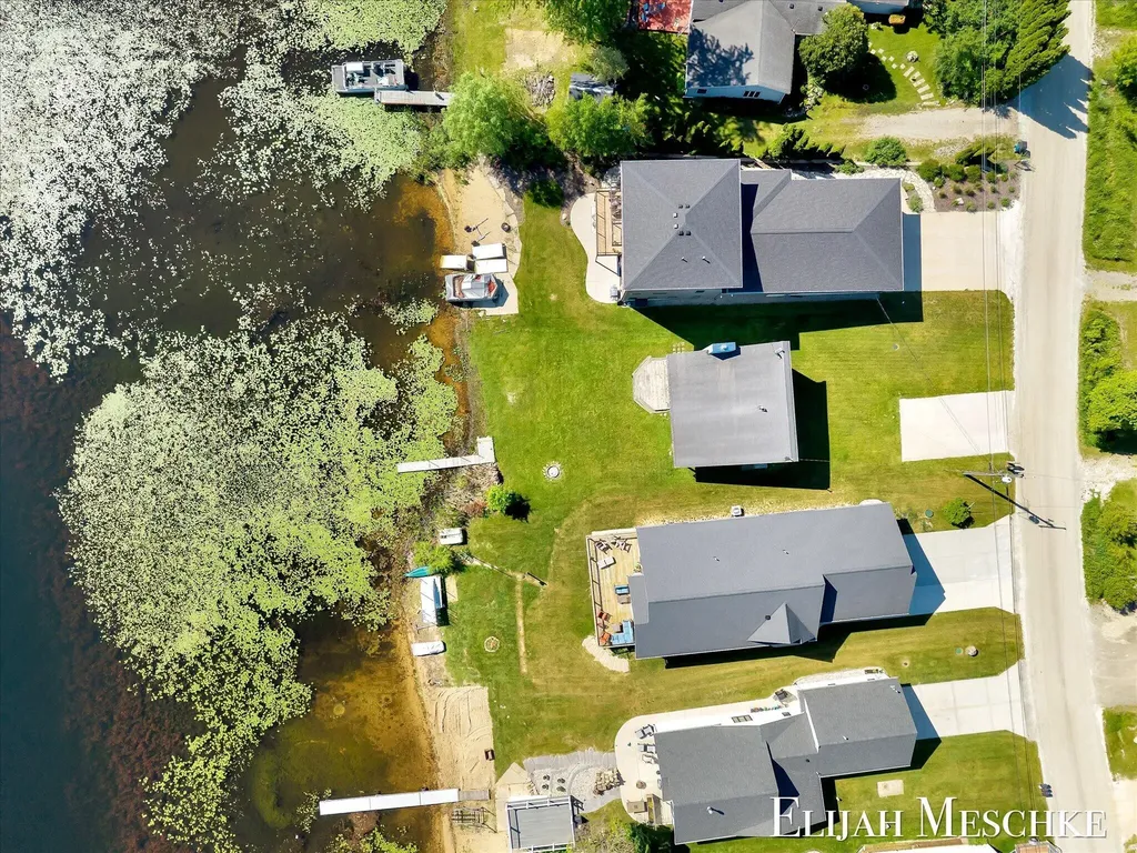 10207 Poplar Drive NE Oakfield Township MI 49341