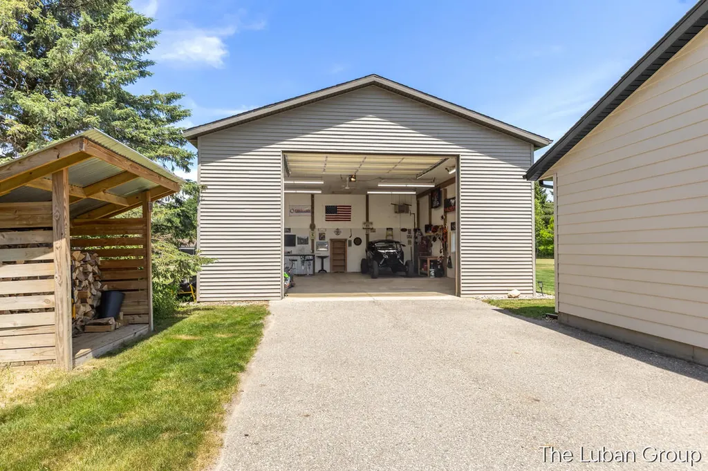 6669 Fillmore Street Allendale Charter Township MI 49401