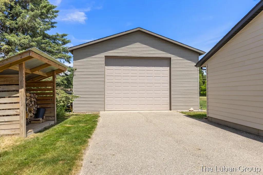 6669 Fillmore Street Allendale Charter Township MI 49401