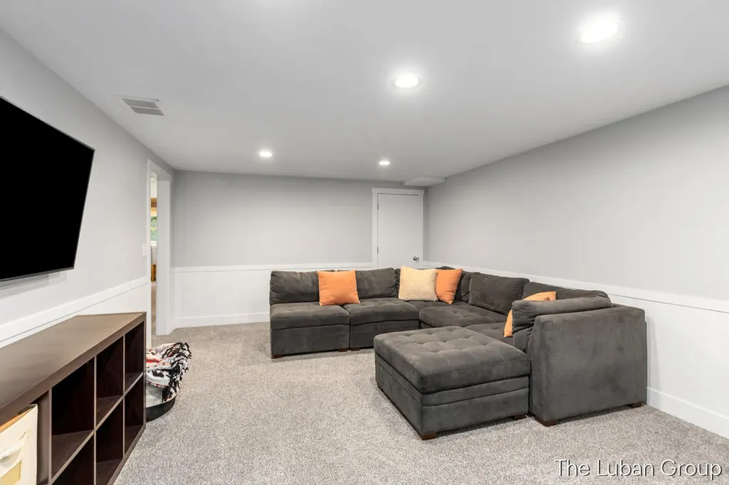 6669 Fillmore Street Allendale Charter Township MI 49401
