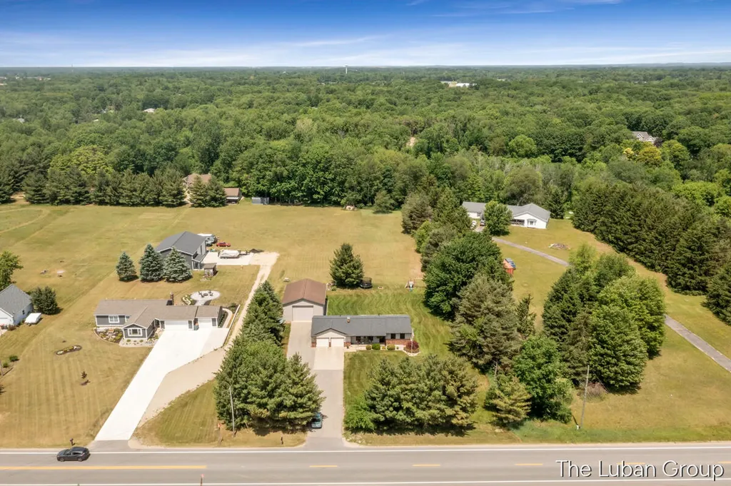 6669 Fillmore Street Allendale Charter Township MI 49401