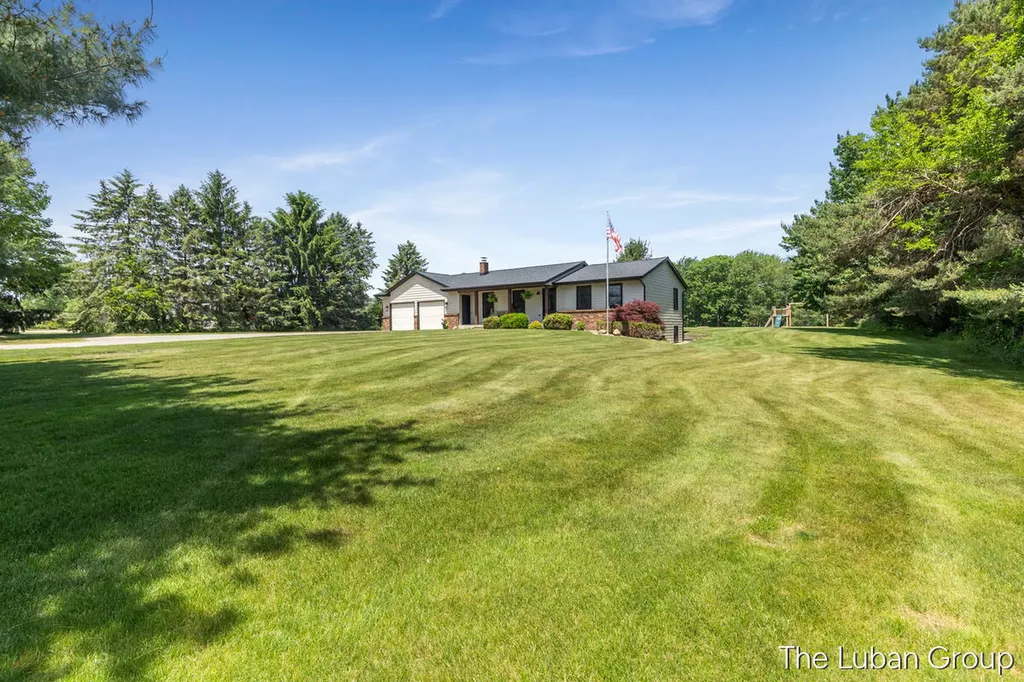 6669 Fillmore Street Allendale Charter Township MI 49401