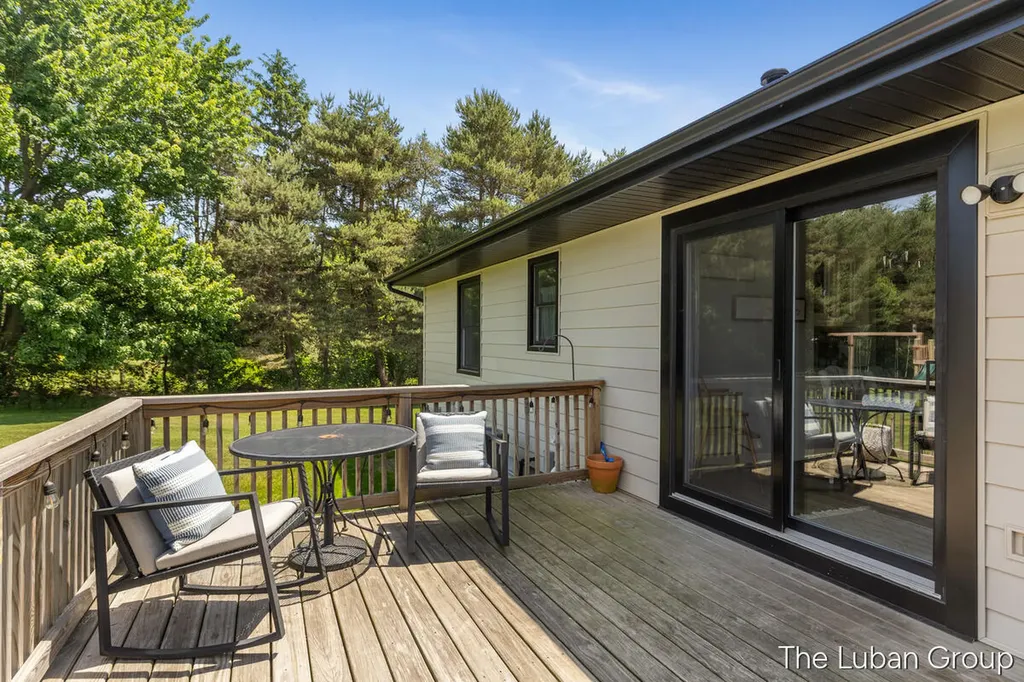 6669 Fillmore Street Allendale Charter Township MI 49401