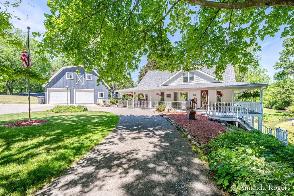 2295 Fallasburg Park Drive NE Vergennes Township MI 49331