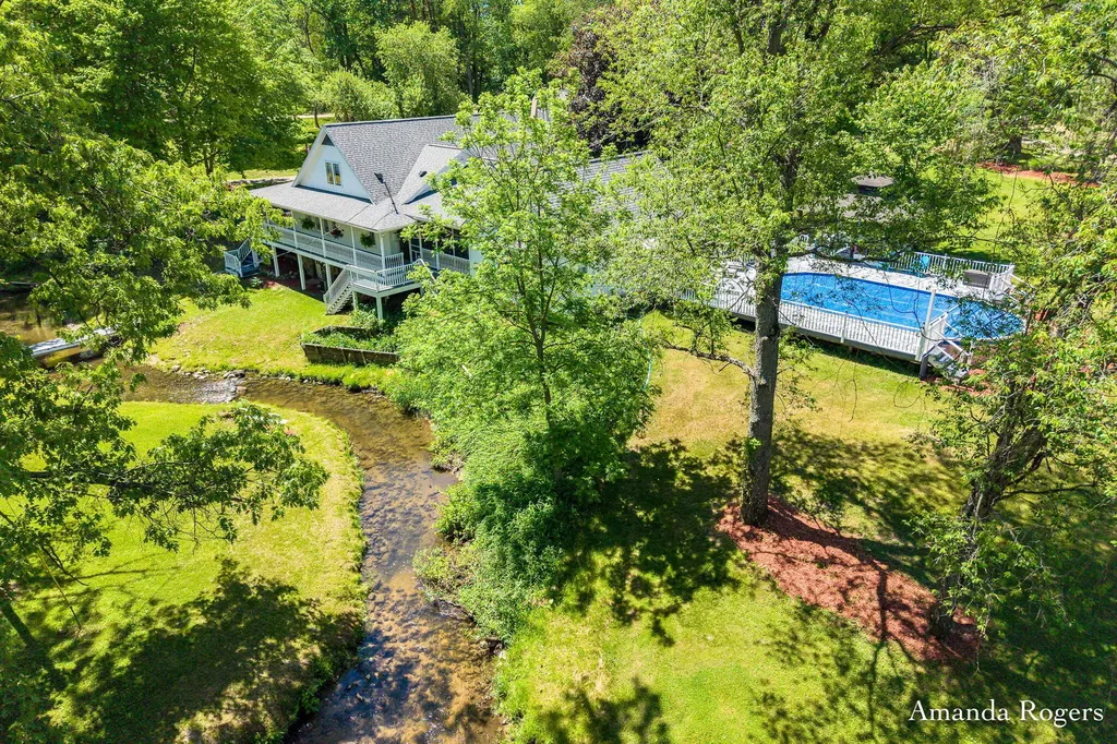 2295 Fallasburg Park Drive NE Vergennes Township MI 49331