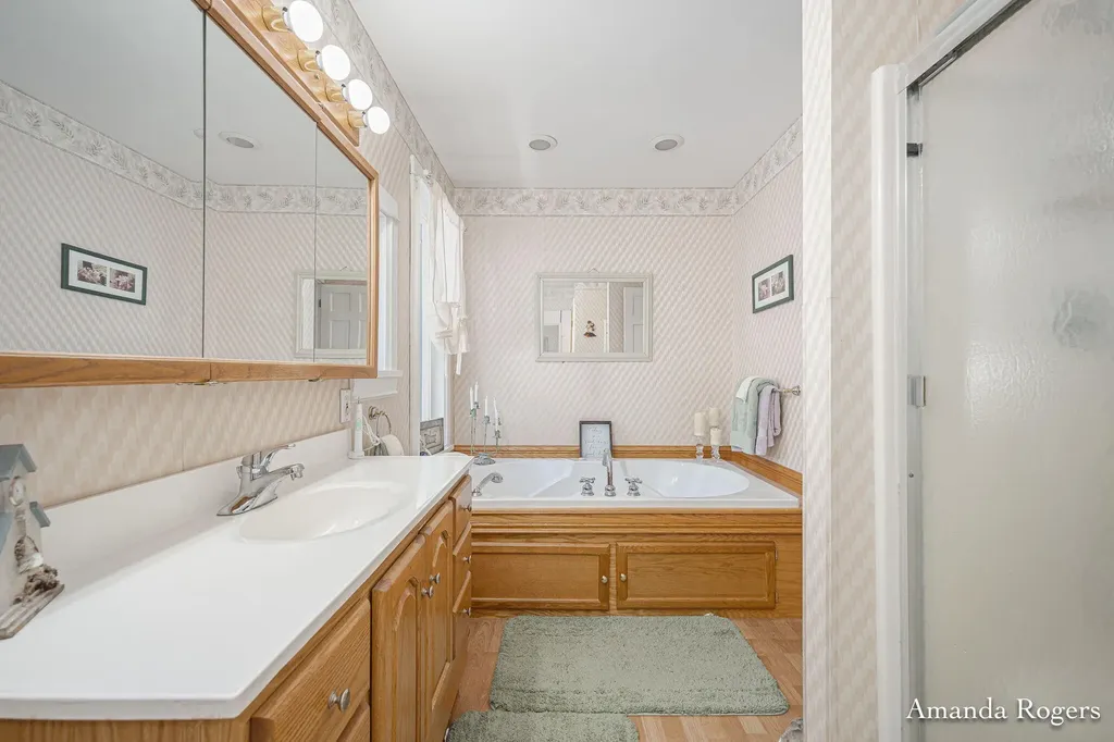 2295 Fallasburg Park Drive NE Vergennes Township MI 49331
