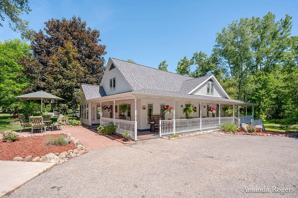 2295 Fallasburg Park Drive NE Vergennes Township MI 49331