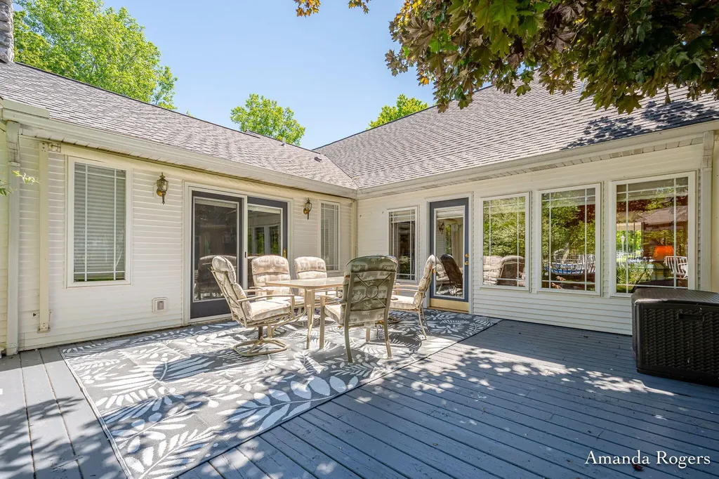 2295 Fallasburg Park Drive NE Vergennes Township MI 49331
