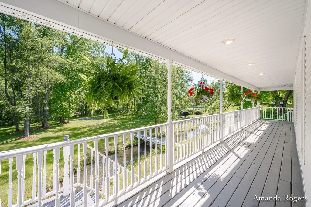 2295 Fallasburg Park Drive NE Vergennes Township MI 49331