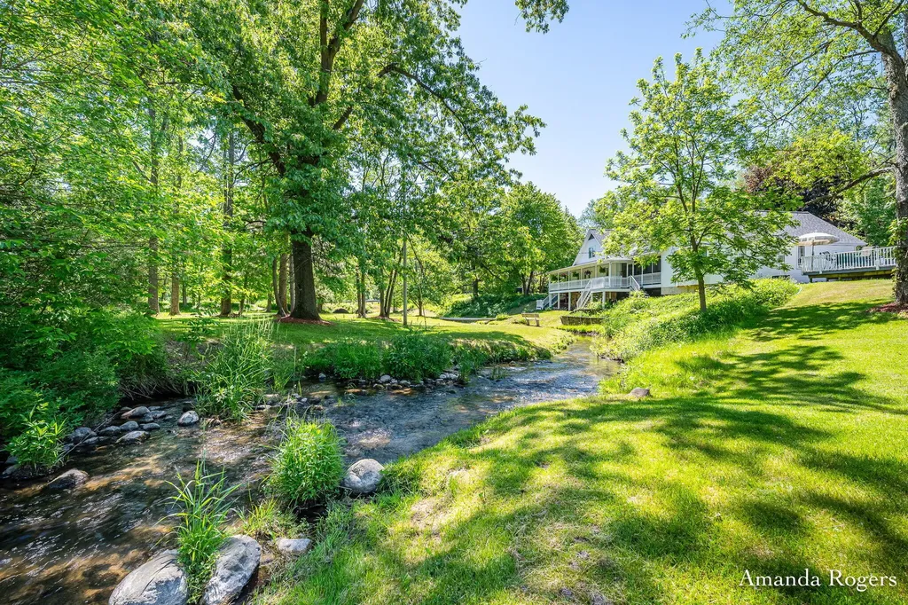 2295 Fallasburg Park Drive NE Vergennes Township MI 49331