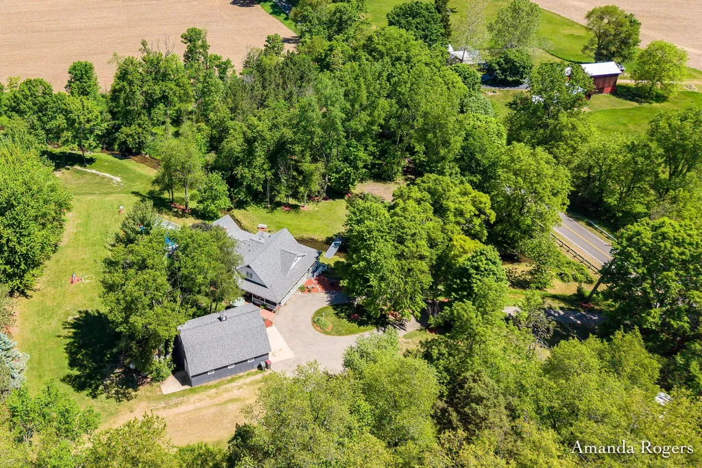 2295 Fallasburg Park Drive NE Vergennes Township MI 49331