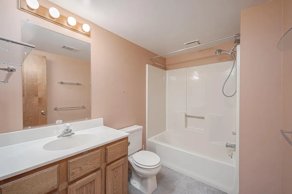 6736 Waterview Drive Georgetown Charter Township MI 49418
