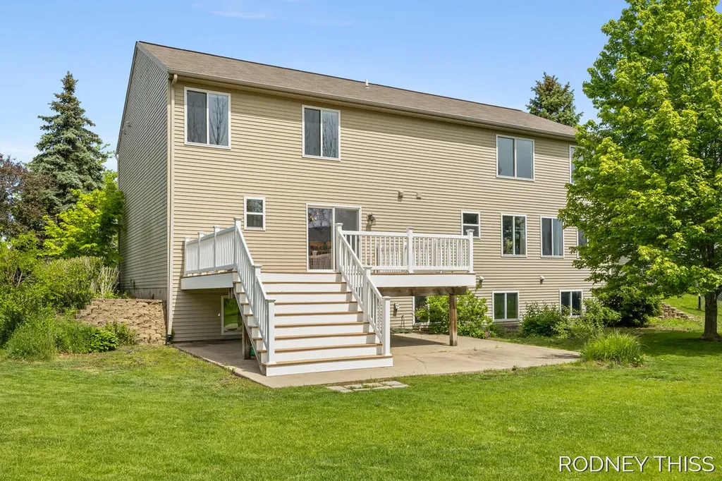 3030 Sunchase Avenue Jamestown Charter Township MI 49426