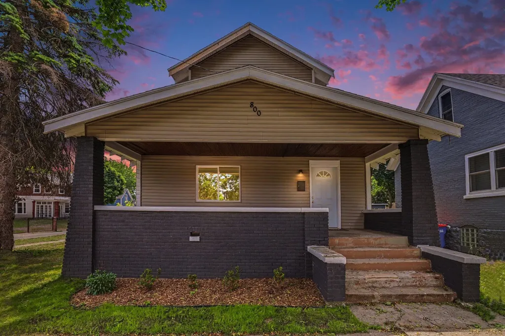 800 6th Street NW Grand Rapids City MI 49504