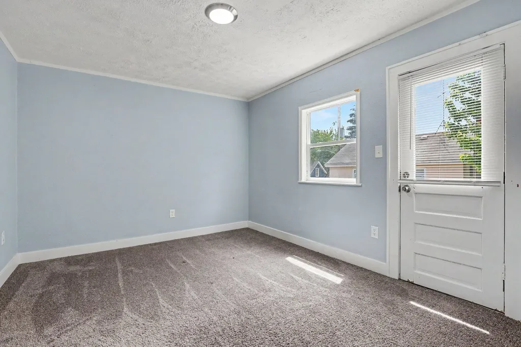 800 6th Street NW Grand Rapids City MI 49504