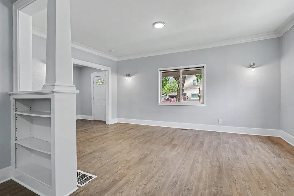 800 6th Street NW Grand Rapids City MI 49504