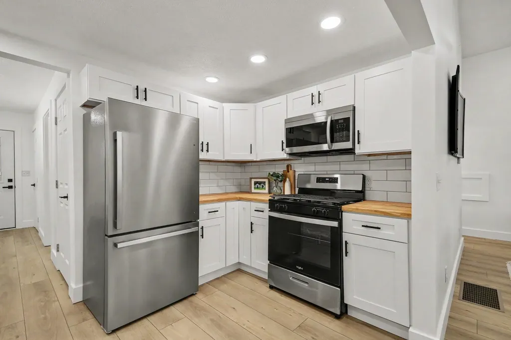 3562 Woods Drive NE Solon Township MI 49343