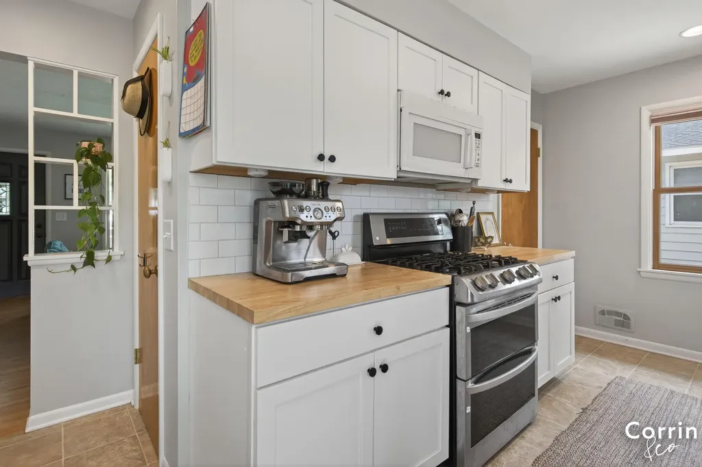 4219 Illinois Avenue SW Wyoming City MI 49509