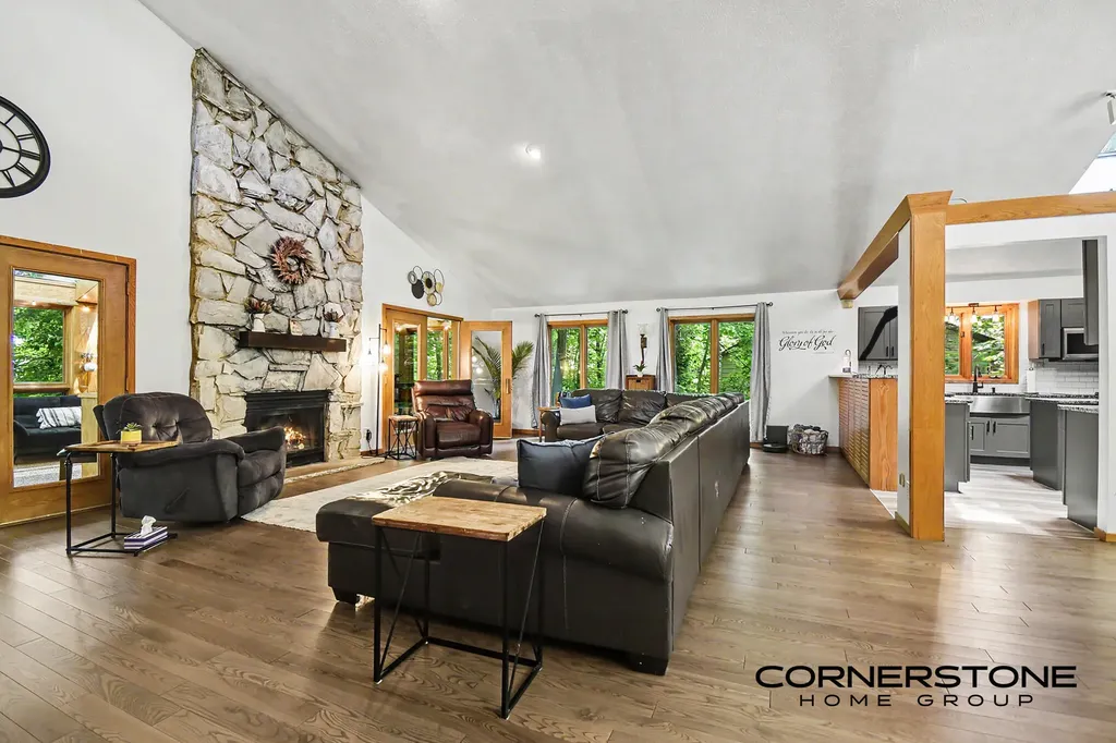 2111 Northridge Drive NE Plainfield Charter Township MI 49525